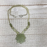 15.3g,2mm-29mm, Green Serpentine Flower Carved Beaded Necklace,16"-18",NPH333