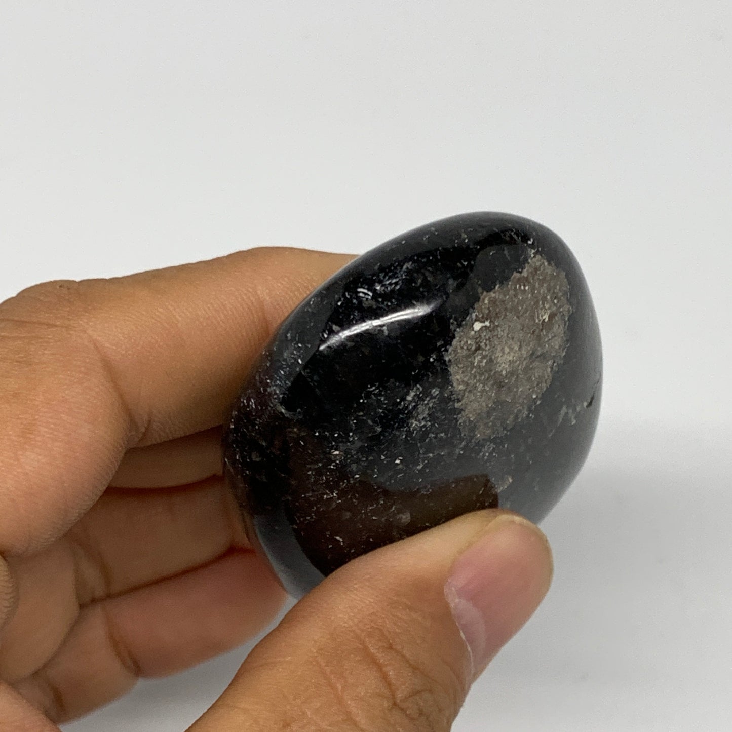94.3g,2.3"x1.7"x0.8", Labradorite Palm-stone Tumbled Reiki @Madagascar,B25058