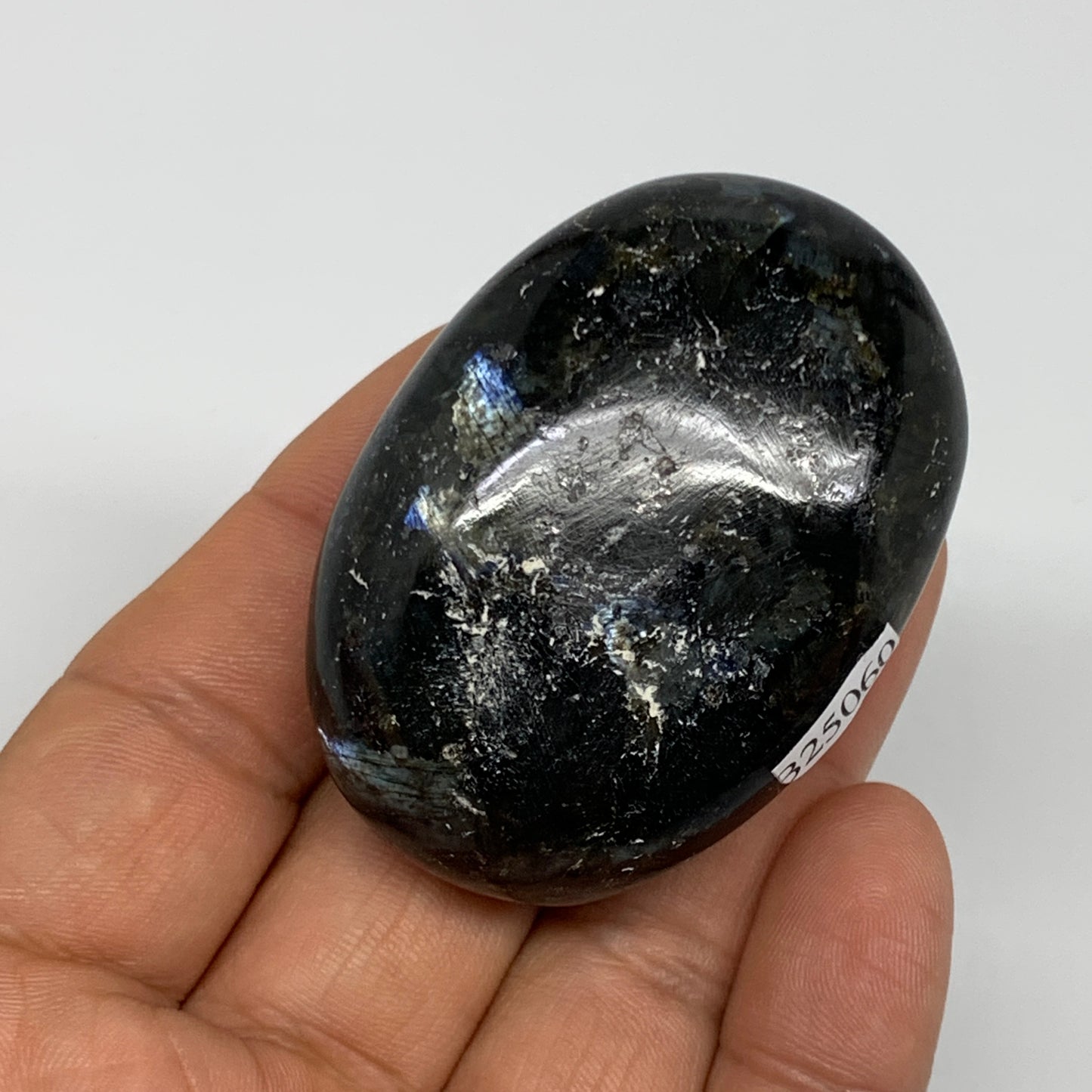 73.3g,2.1"x1.5"x0.8", Labradorite Palm-stone Tumbled Reiki @Madagascar,B25060