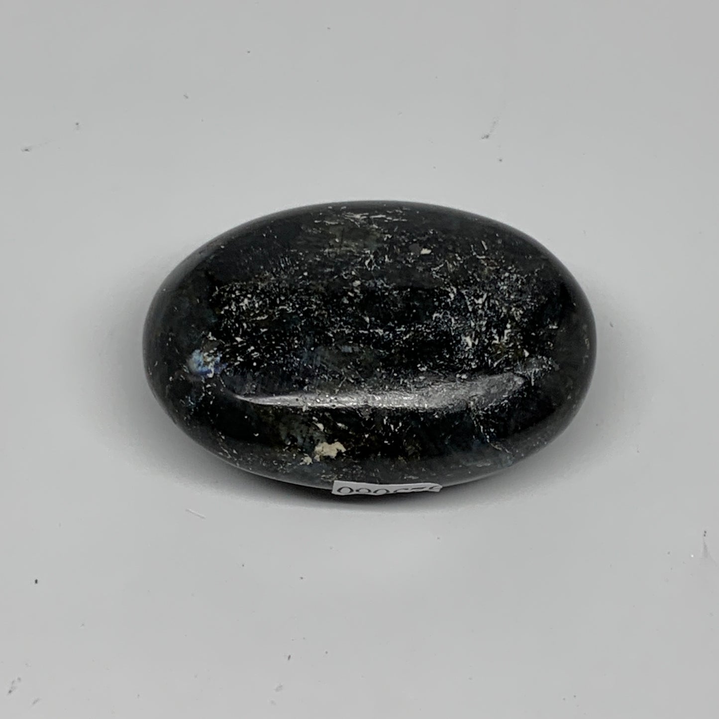 73.3g,2.1"x1.5"x0.8", Labradorite Palm-stone Tumbled Reiki @Madagascar,B25060