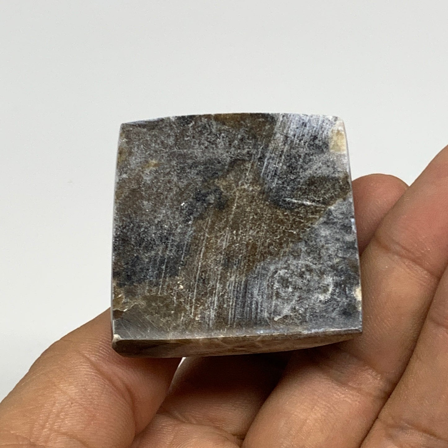 60.9g, 1.3"x1.6"x1.6" Chocolate/Gray Onyx Pyramid Gemstone @Morocco, B18959