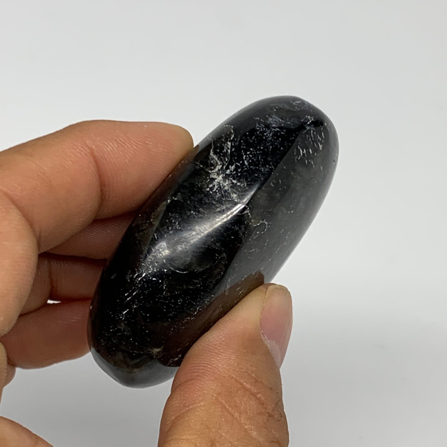 98.8g,2.3"x1.6"x0.9", Labradorite Palm-stone Tumbled Reiki @Madagascar,B25068