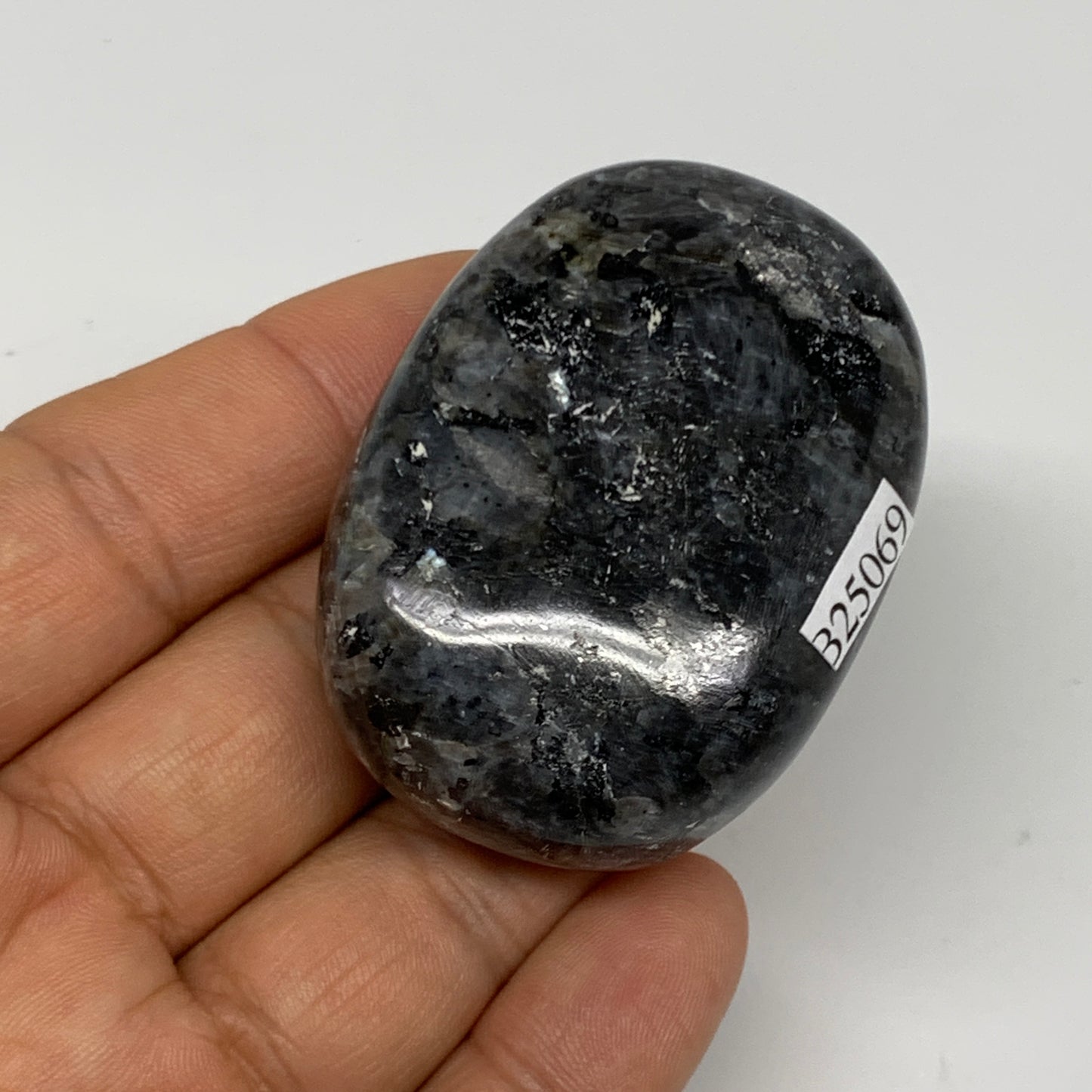 78.6g,2"x1.5"x0.8", Labradorite Palm-stone Tumbled Reiki @Madagascar,B25069