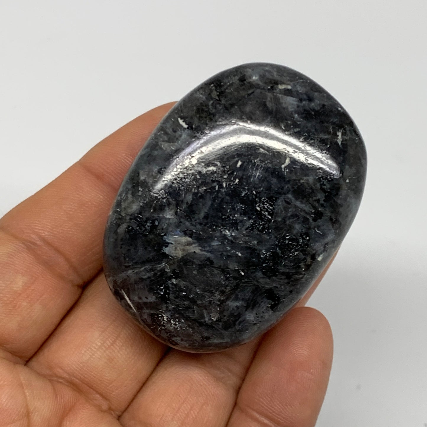 78.6g,2"x1.5"x0.8", Labradorite Palm-stone Tumbled Reiki @Madagascar,B25069