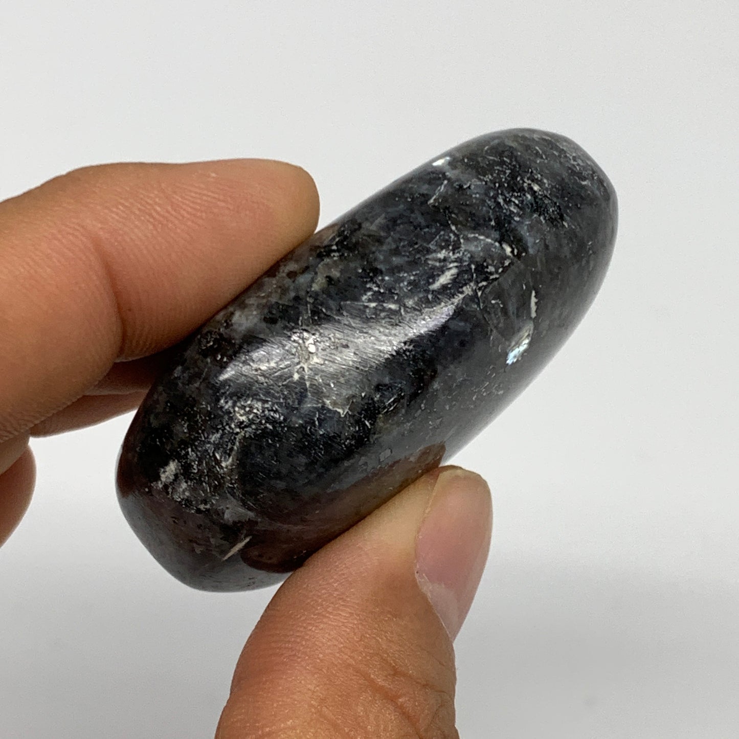 78.6g,2"x1.5"x0.8", Labradorite Palm-stone Tumbled Reiki @Madagascar,B25069