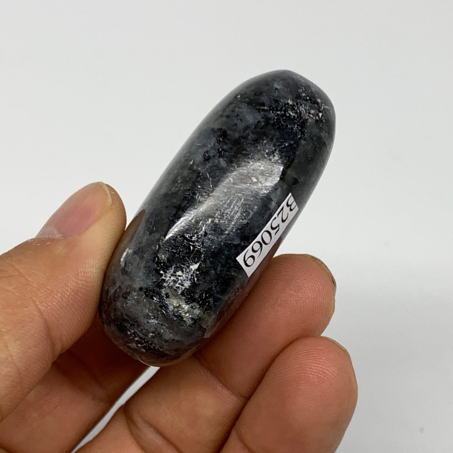 78.6g,2"x1.5"x0.8", Labradorite Palm-stone Tumbled Reiki @Madagascar,B25069