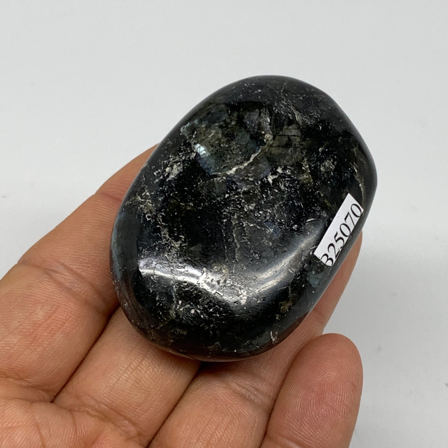 78.1g,2.2"x1.5"x0.8", Labradorite Palm-stone Tumbled Reiki @Madagascar,B25070