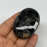 74.2g,2.2"x1.5"x0.8", Labradorite Palm-stone Tumbled Reiki @Madagascar,B25072