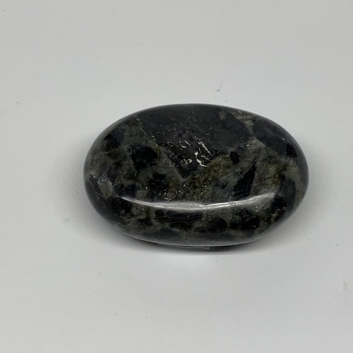74.2g,2.2"x1.5"x0.8", Labradorite Palm-stone Tumbled Reiki @Madagascar,B25072