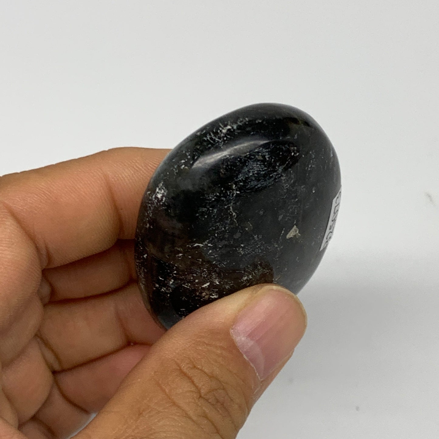 68.1g,2.1"x1.5"x0.7", Labradorite Palm-stone Tumbled Reiki @Madagascar,B25073