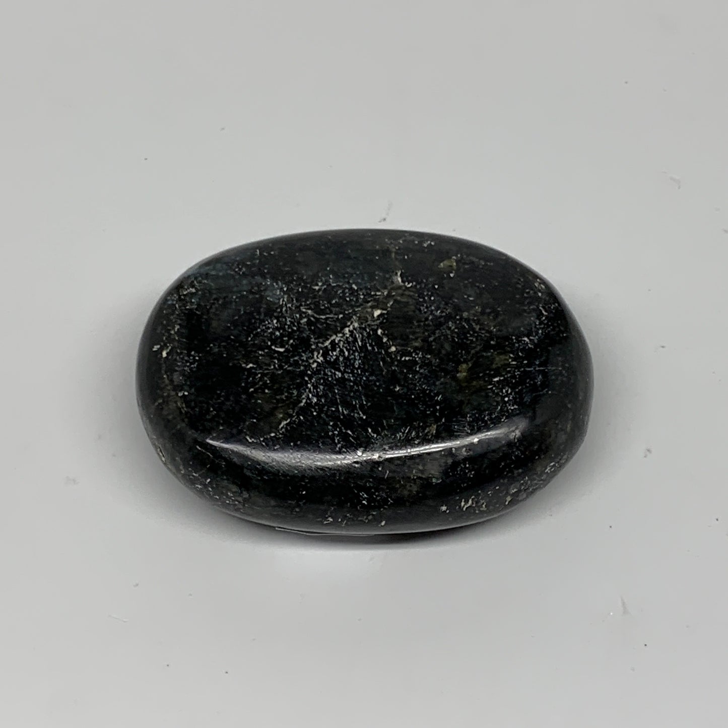 84.2g,2.2"x1.7"x0.7", Labradorite Palm-stone Tumbled Reiki @Madagascar,B25075