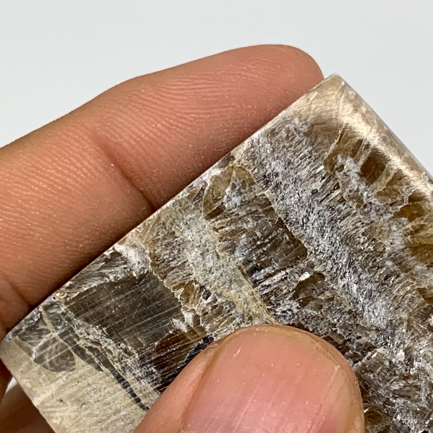 60.7g, 1.2"x1.7"x1.6" Chocolate/Gray Onyx Pyramid Gemstone @Morocco, B18975