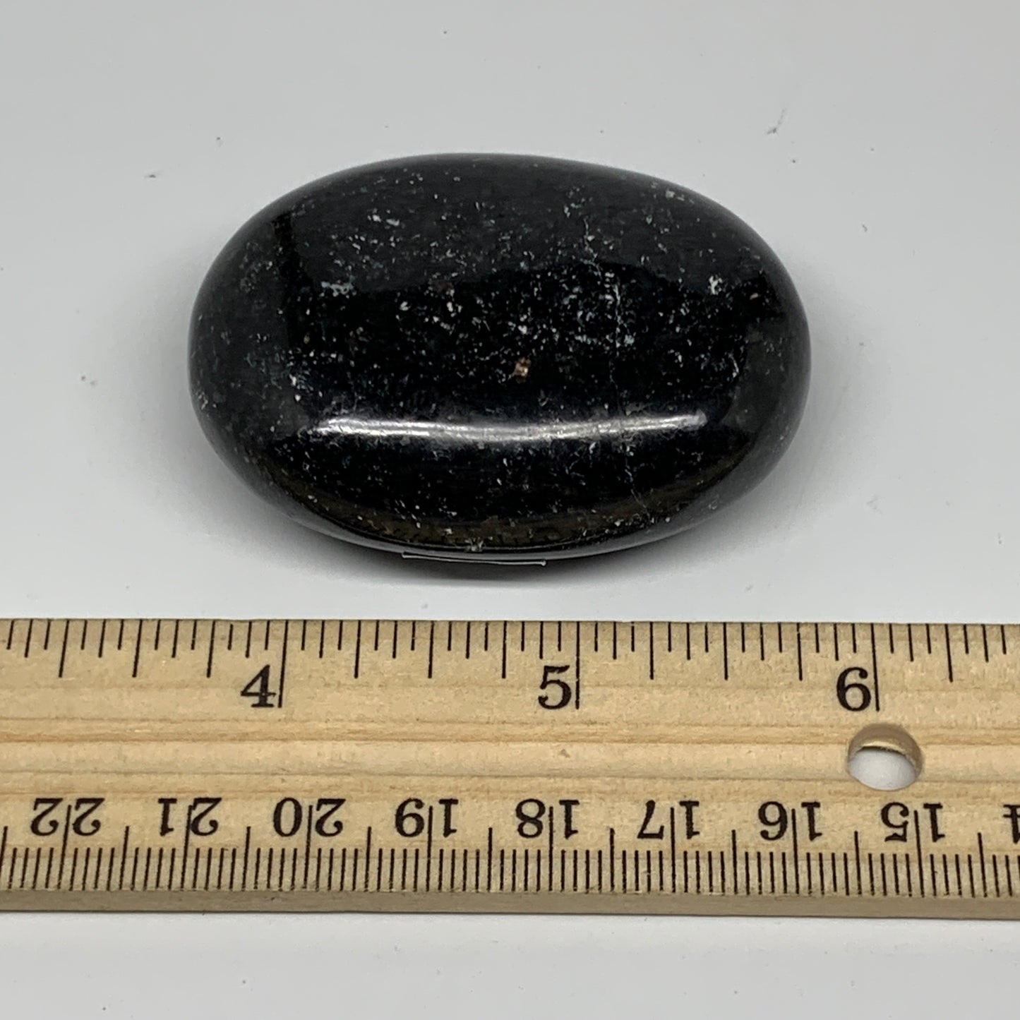 91.5g,2.2"x1.6"x0.8", Labradorite Palm-stone Tumbled Reiki @Madagascar,B25077