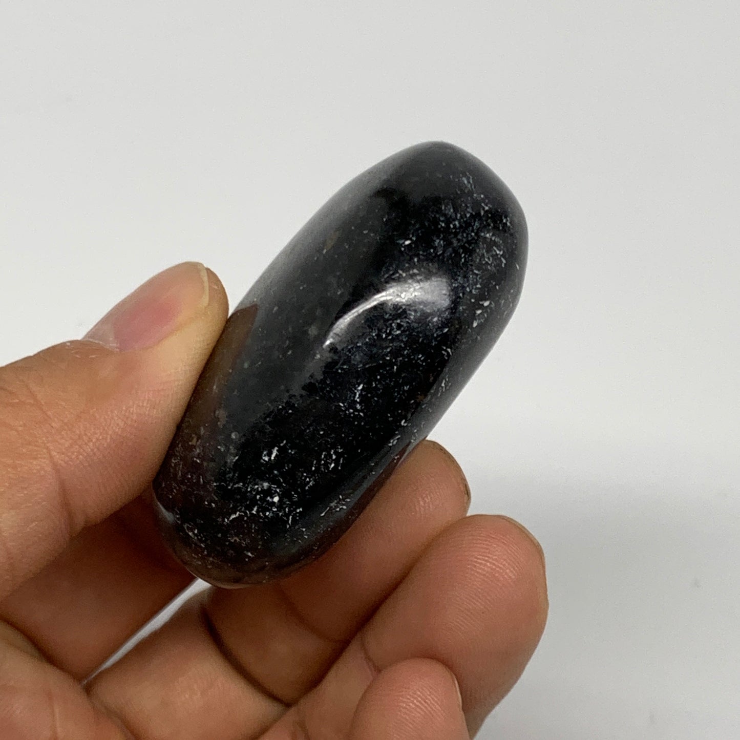 74.6g,2"x1.4"x0.8", Labradorite Palm-stone Tumbled Reiki @Madagascar,B25078