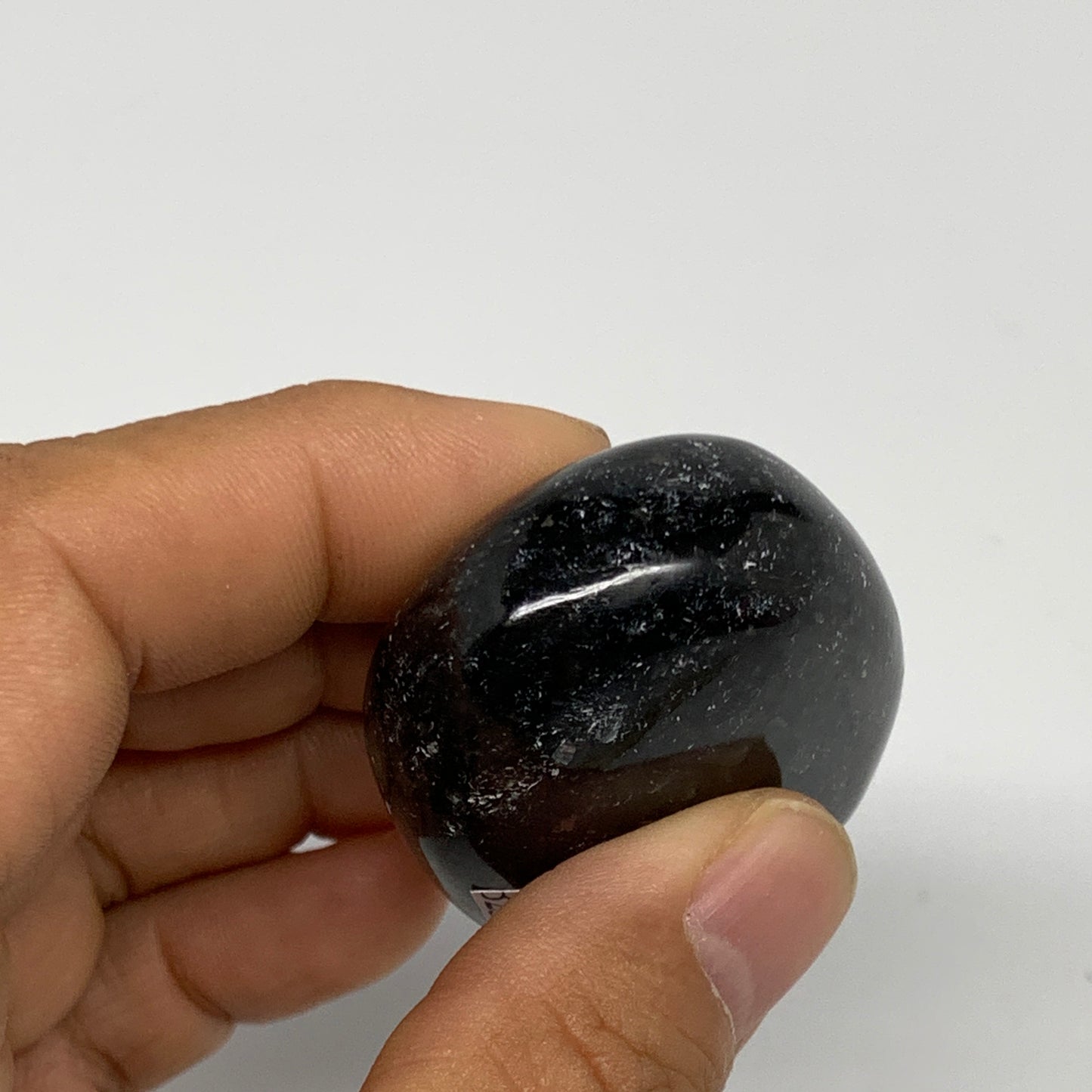 74.6g,2"x1.4"x0.8", Labradorite Palm-stone Tumbled Reiki @Madagascar,B25078