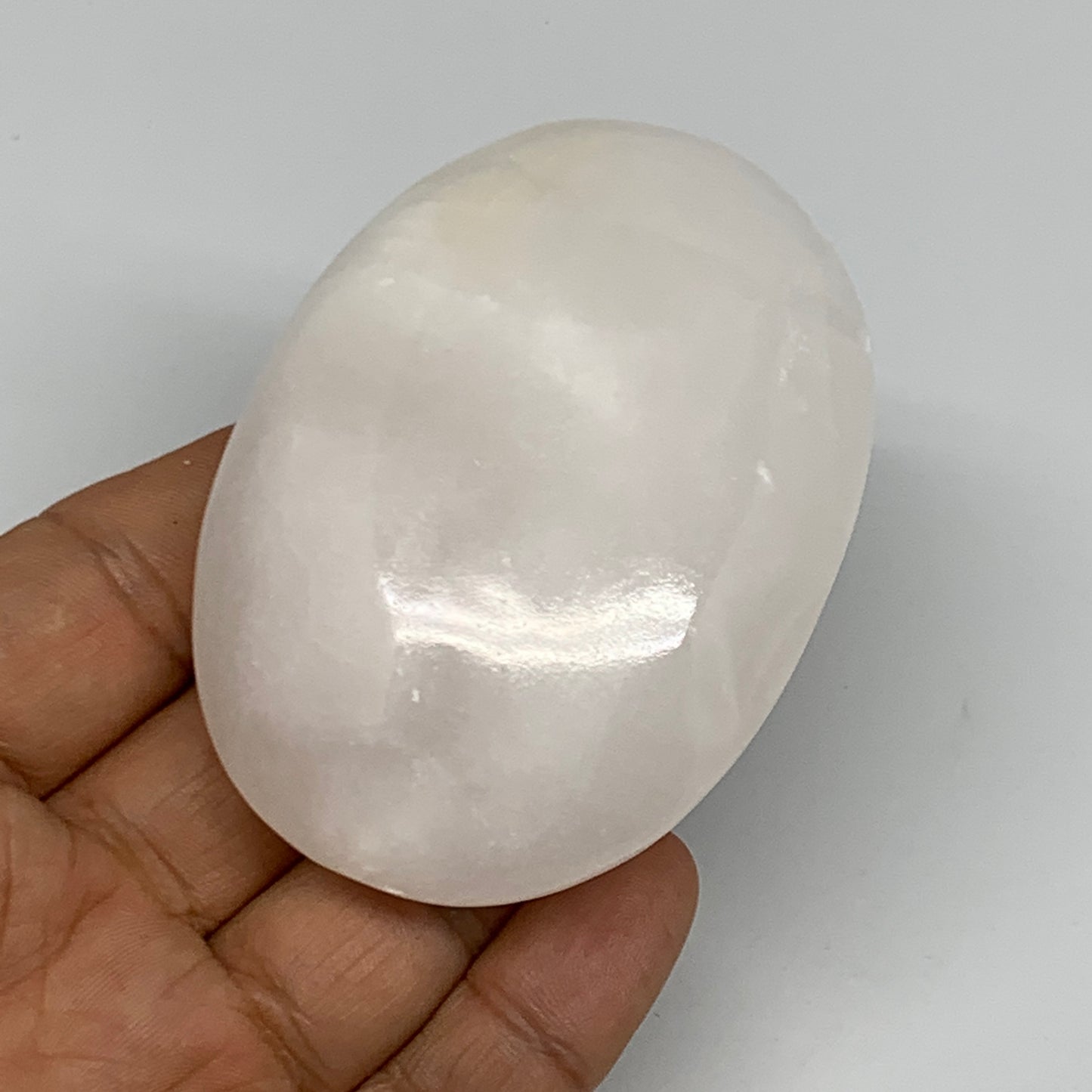146g,2.9"x2.1"x1.1",Pink Calcite Palm-Stone Crystal Polished,B23070