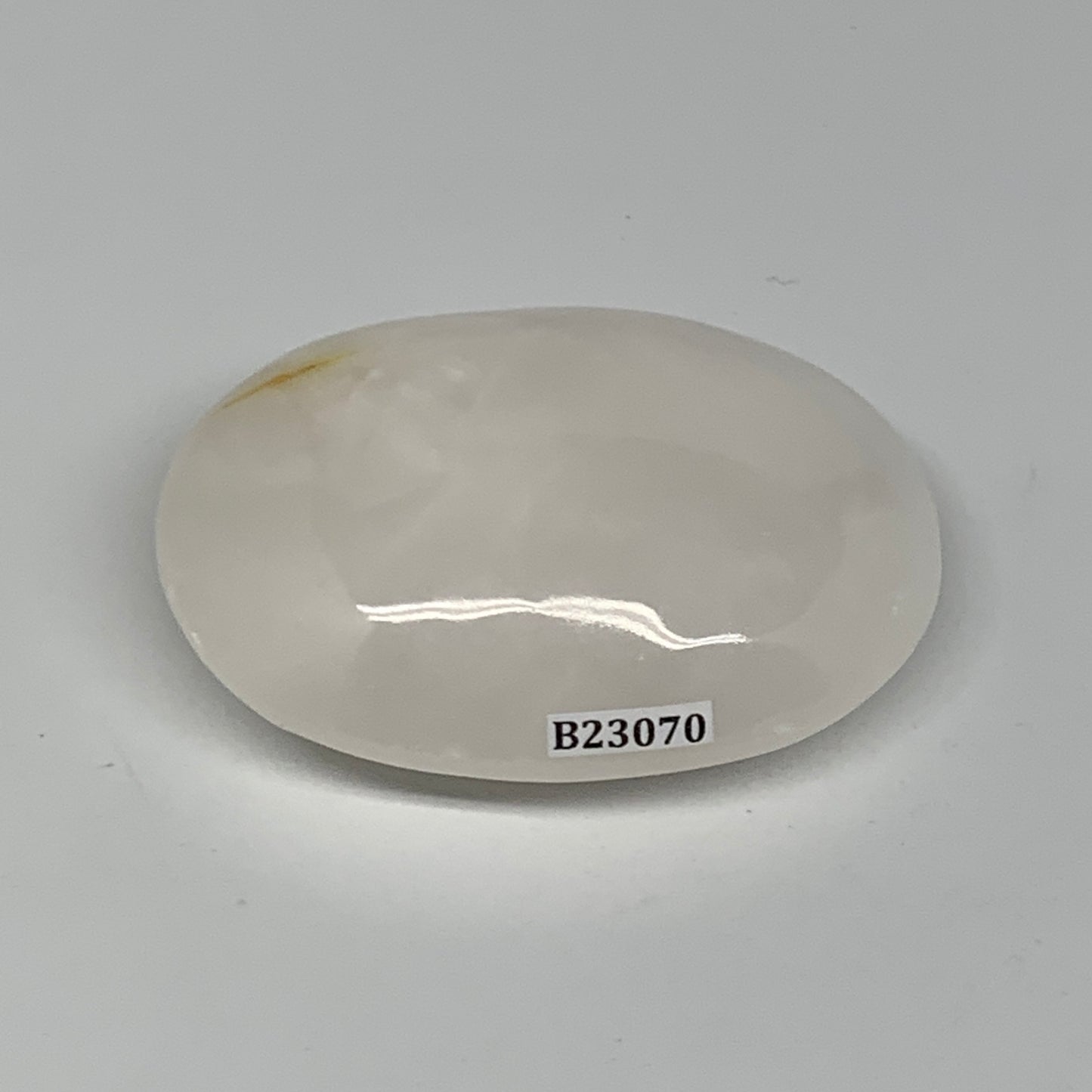 146g,2.9"x2.1"x1.1",Pink Calcite Palm-Stone Crystal Polished,B23070