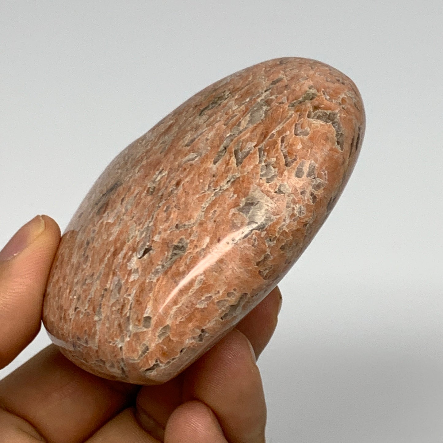 199.8g,2.6"x3.1"x1.1", Pink Peach Moonstone Heart Crystal Polished Reiki,B17478