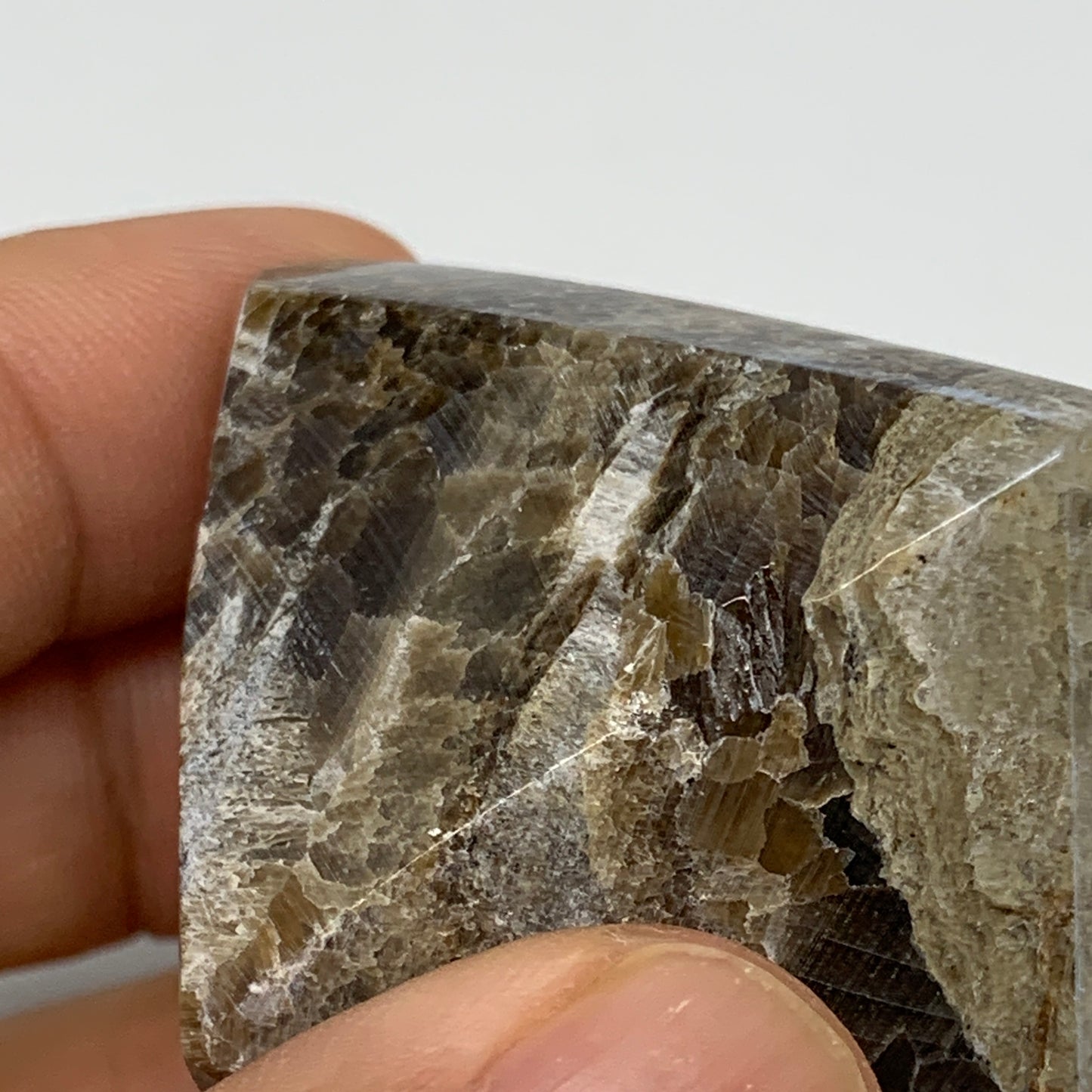 60.7g, 1.2"x1.6"x1.6" Chocolate/Gray Onyx Pyramid Gemstone @Morocco, B19019