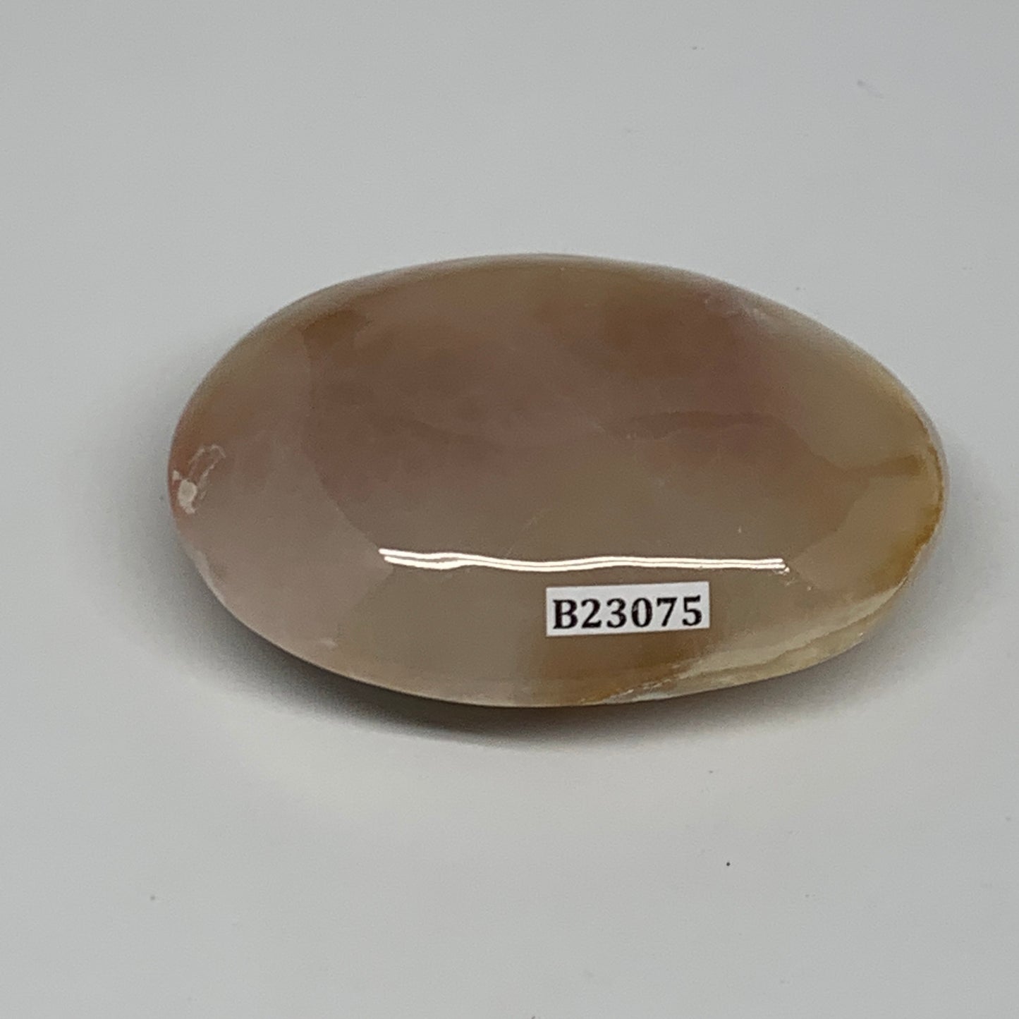 155.1g,3"x2.2"x1",Pink Calcite Palm-Stone Crystal Polished,B23075