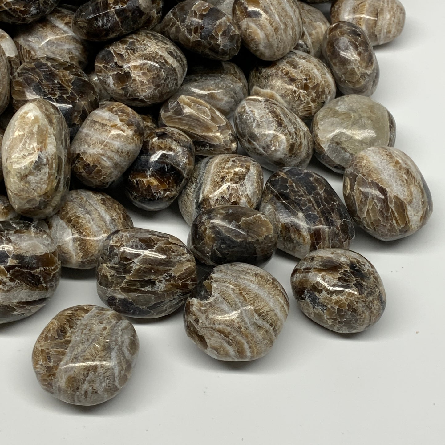 5pcs, 1"-1.5", Chocolate/Gray Onyx Tumbled Polished Gemstone @Morocco, B19032