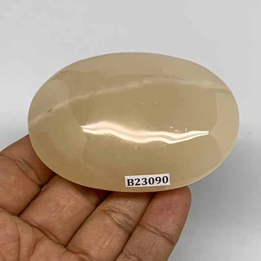 136.9g,2.9"x2.1"x1",Honey Calcite Palm-Stone Crystal Polished @Pakistan,B23090