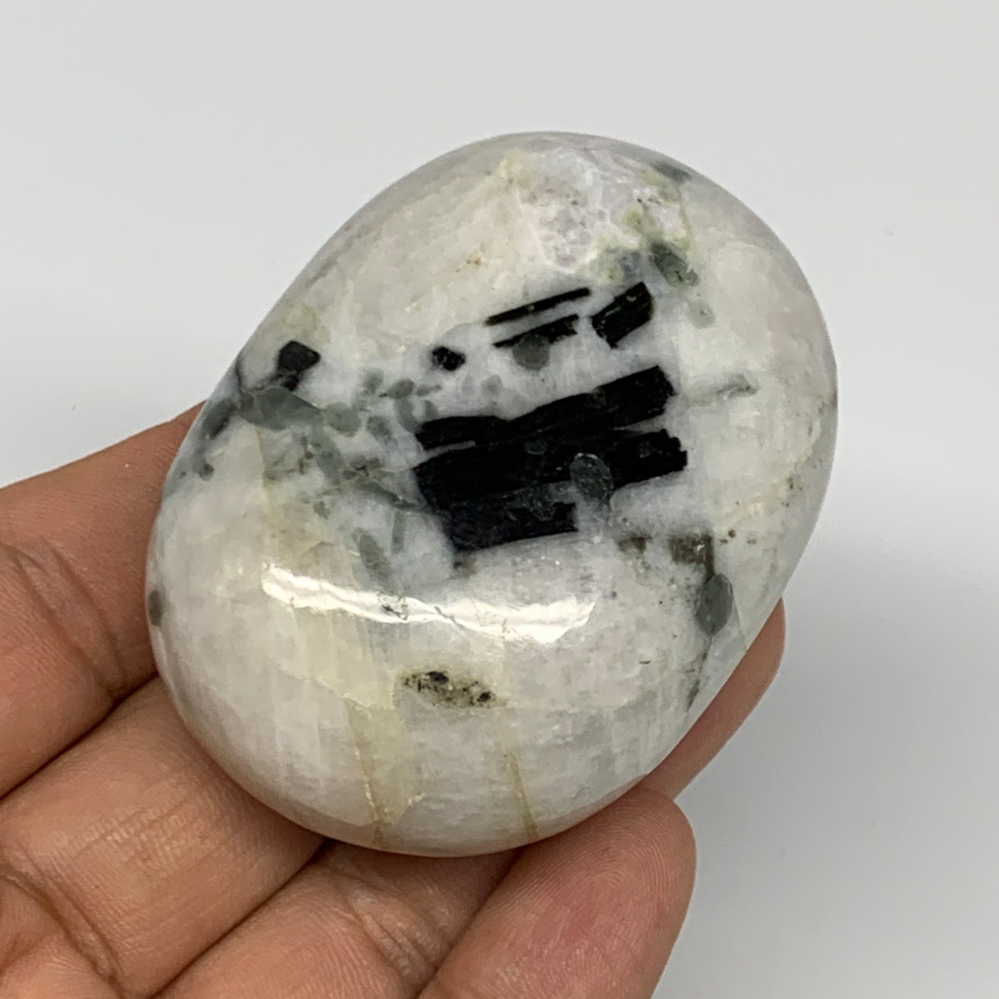 117g,2.4"x1.8"x1.1", Rainbow Moonstone Palm-Stone Polished from India, B21236