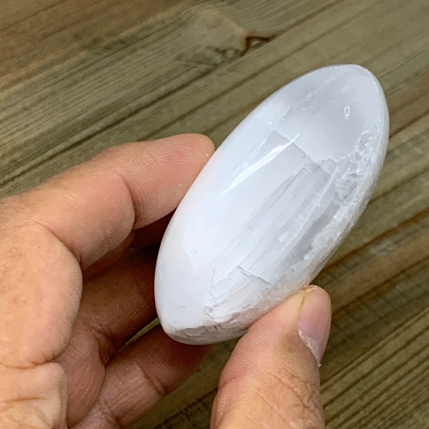 102g, 2.4"x2"x1.1", White Selenite Palmstone Crystal Reiki Morocco, B11855