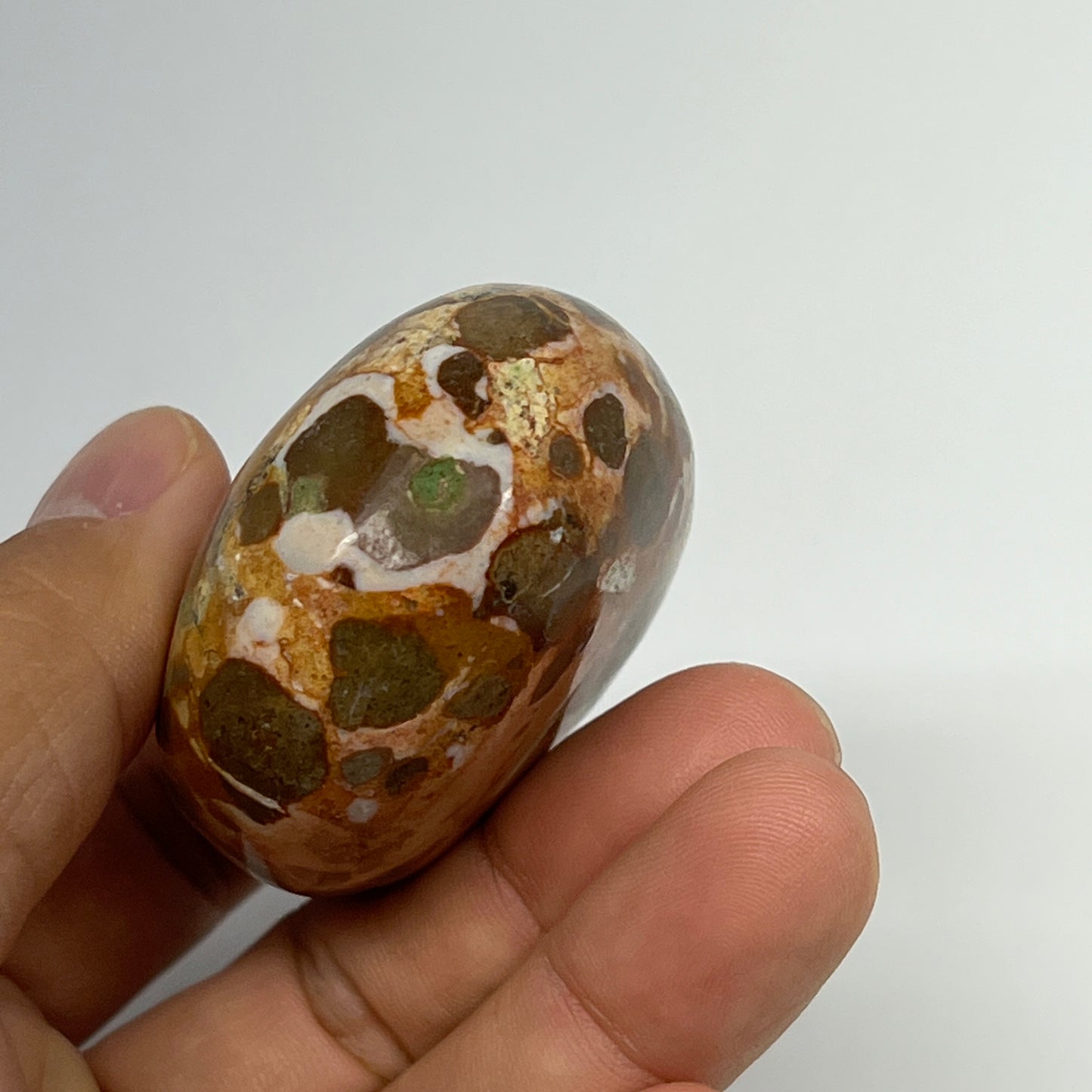 105.3g, 2.2"x1.7"x1", Natural Fruit Jasper Palm-Stone Gemstone @India, B21888