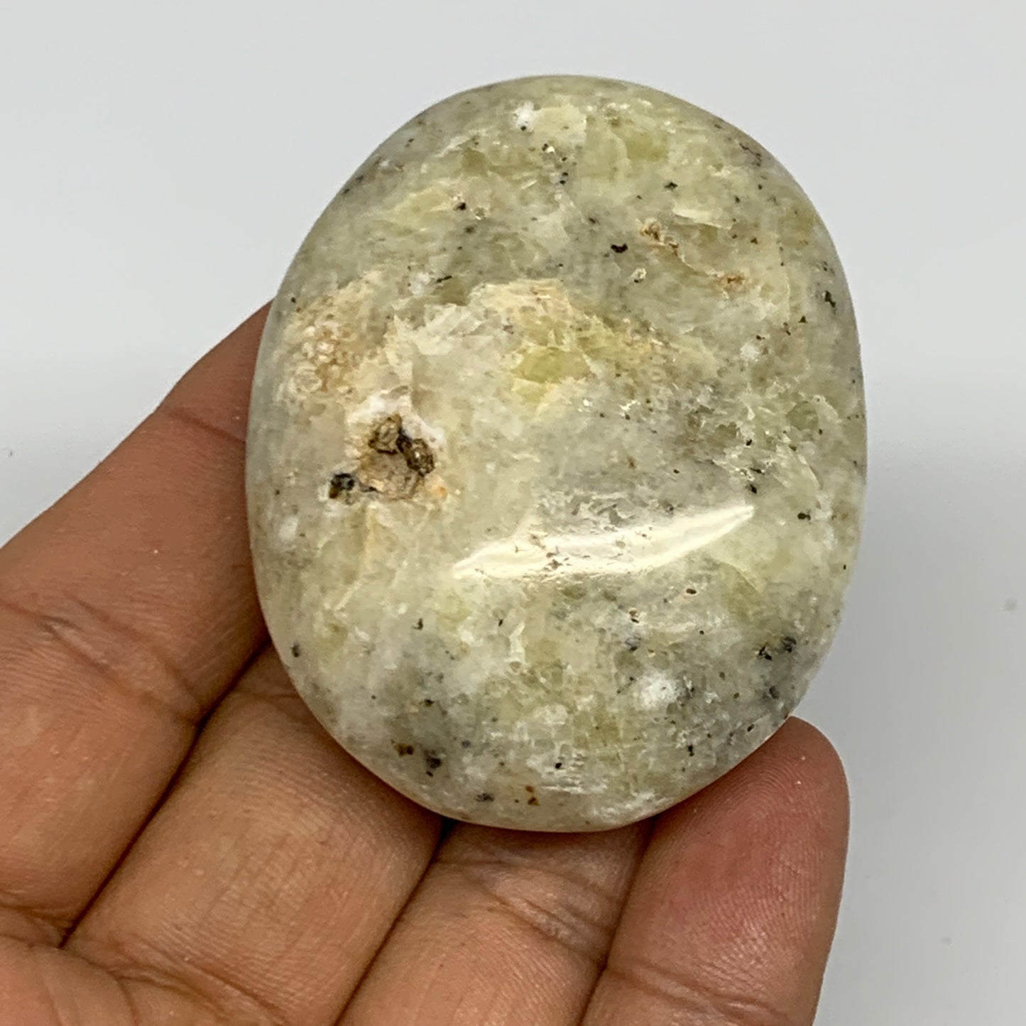 80.9g, 2.2"x1.7"x0.8", Natural Yellow Calcite Palm-Stone Crystal Polished Reiki,