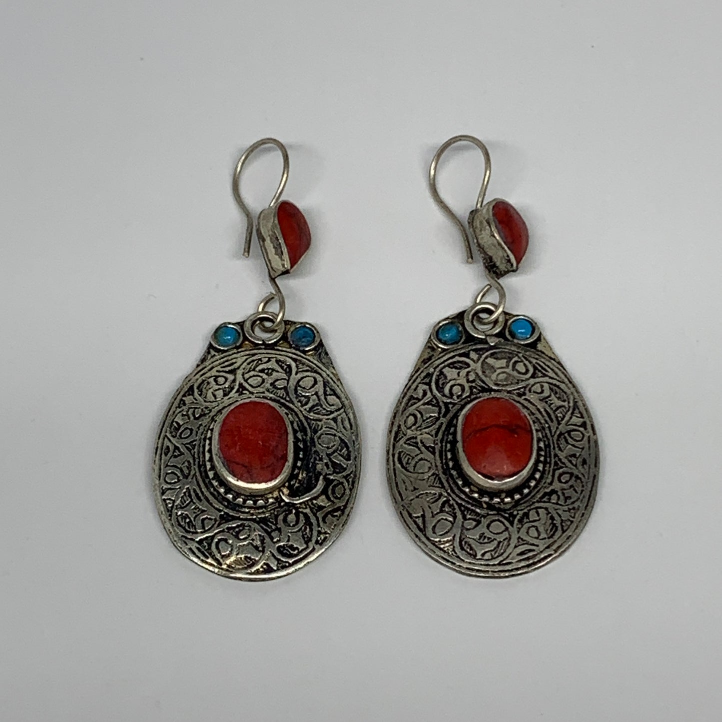 19.5g, 2.7"x1.1" Turkmen Earring Tribal Jewelry Red Coral Inlay Oval Boho, B1423