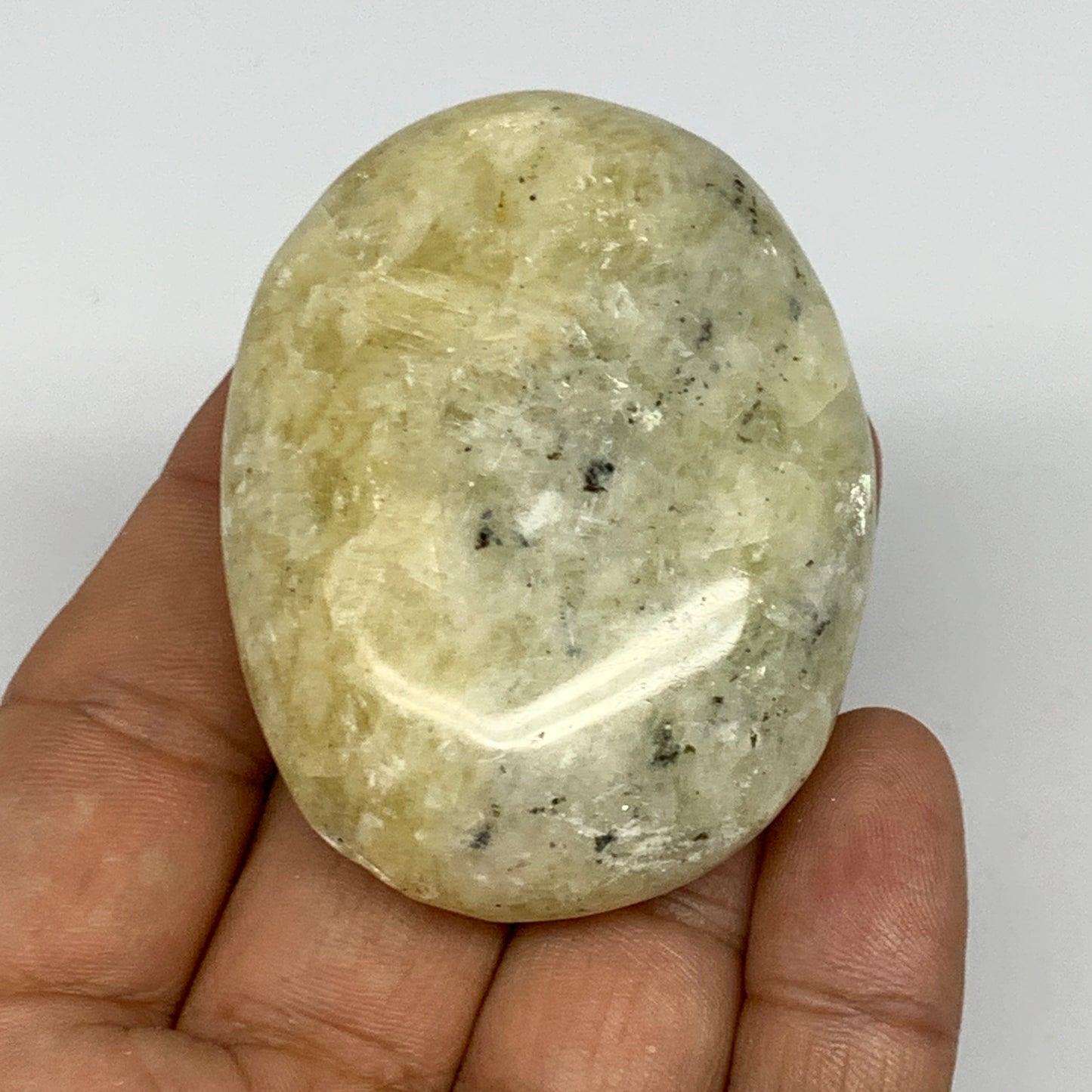 82.6g, 2.3"x1.8"x0.8", Natural Yellow Calcite Palm-Stone Crystal Polished Reiki,