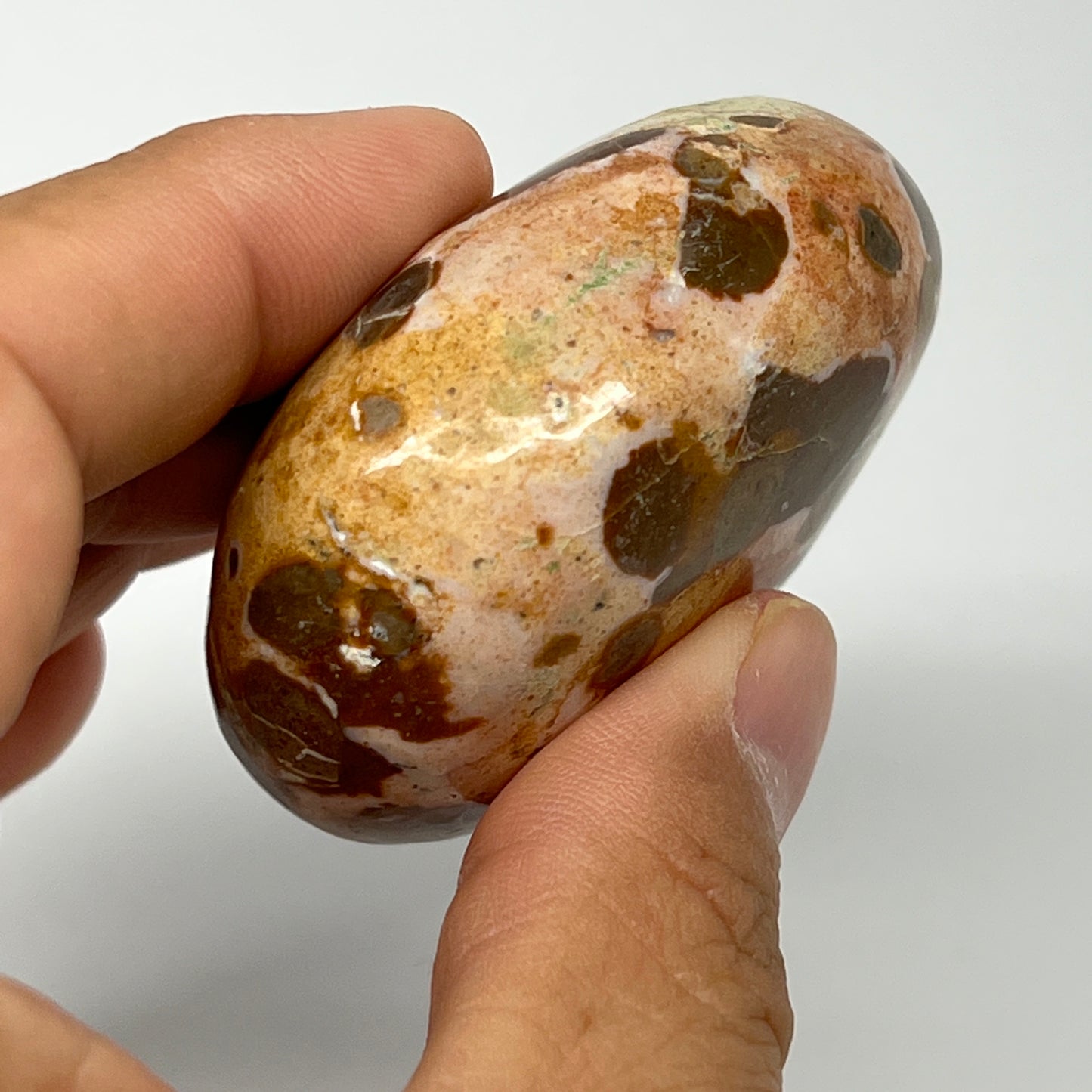 104.5g, 2.2"x1.7"x1", Natural Fruit Jasper Palm-Stone Gemstone @India, B21897