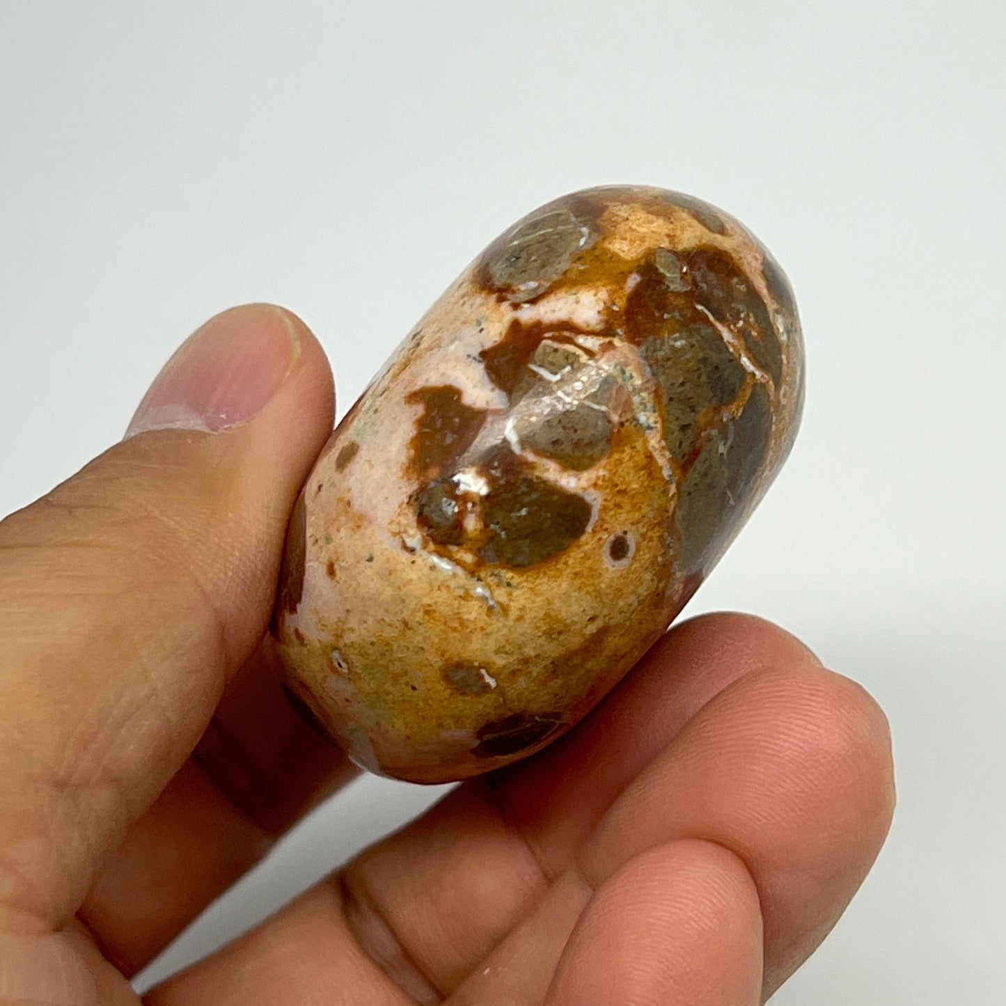 104.5g, 2.2"x1.7"x1", Natural Fruit Jasper Palm-Stone Gemstone @India, B21897