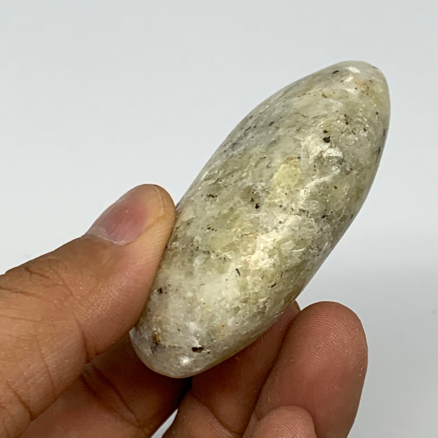 82.9g, 2.4"x1.6"x0.7", Natural Yellow Calcite Palm-Stone Crystal Polished Reiki,