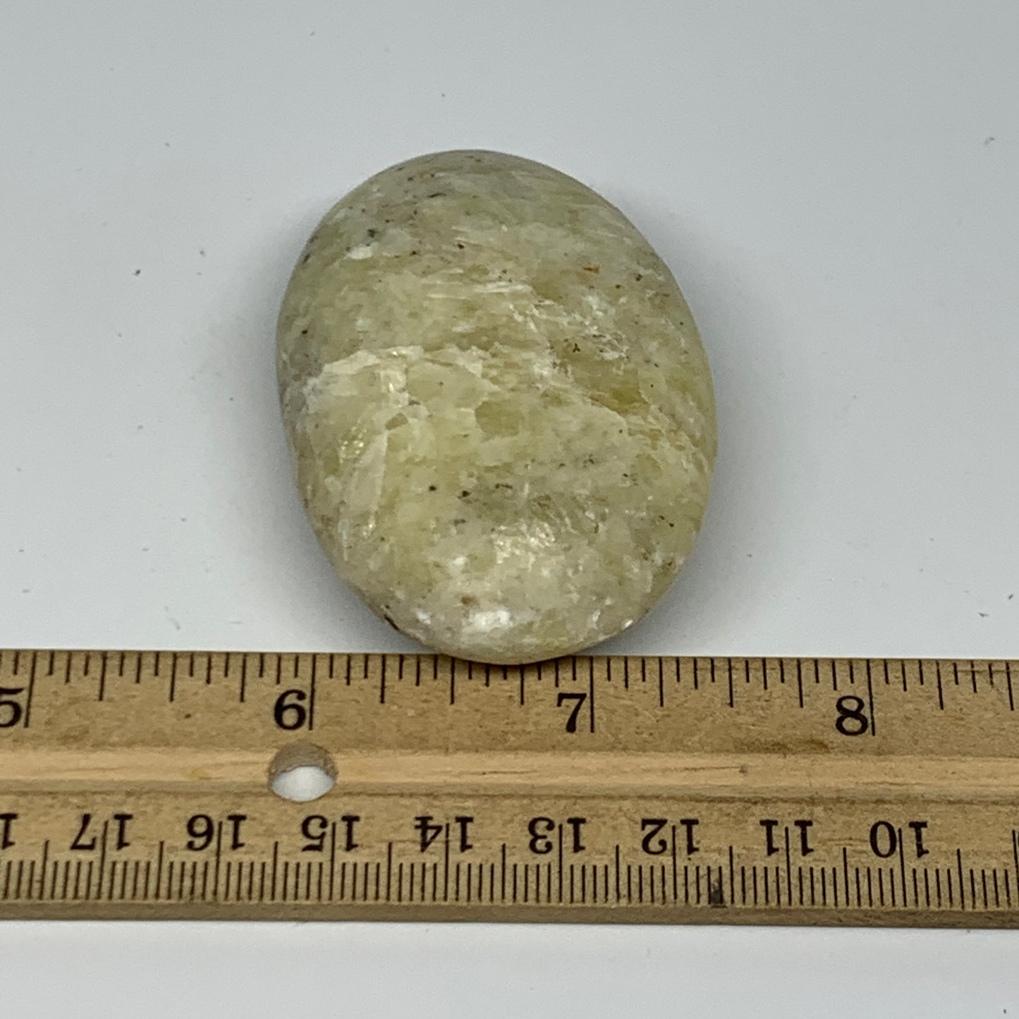 82.9g, 2.4"x1.6"x0.7", Natural Yellow Calcite Palm-Stone Crystal Polished Reiki,