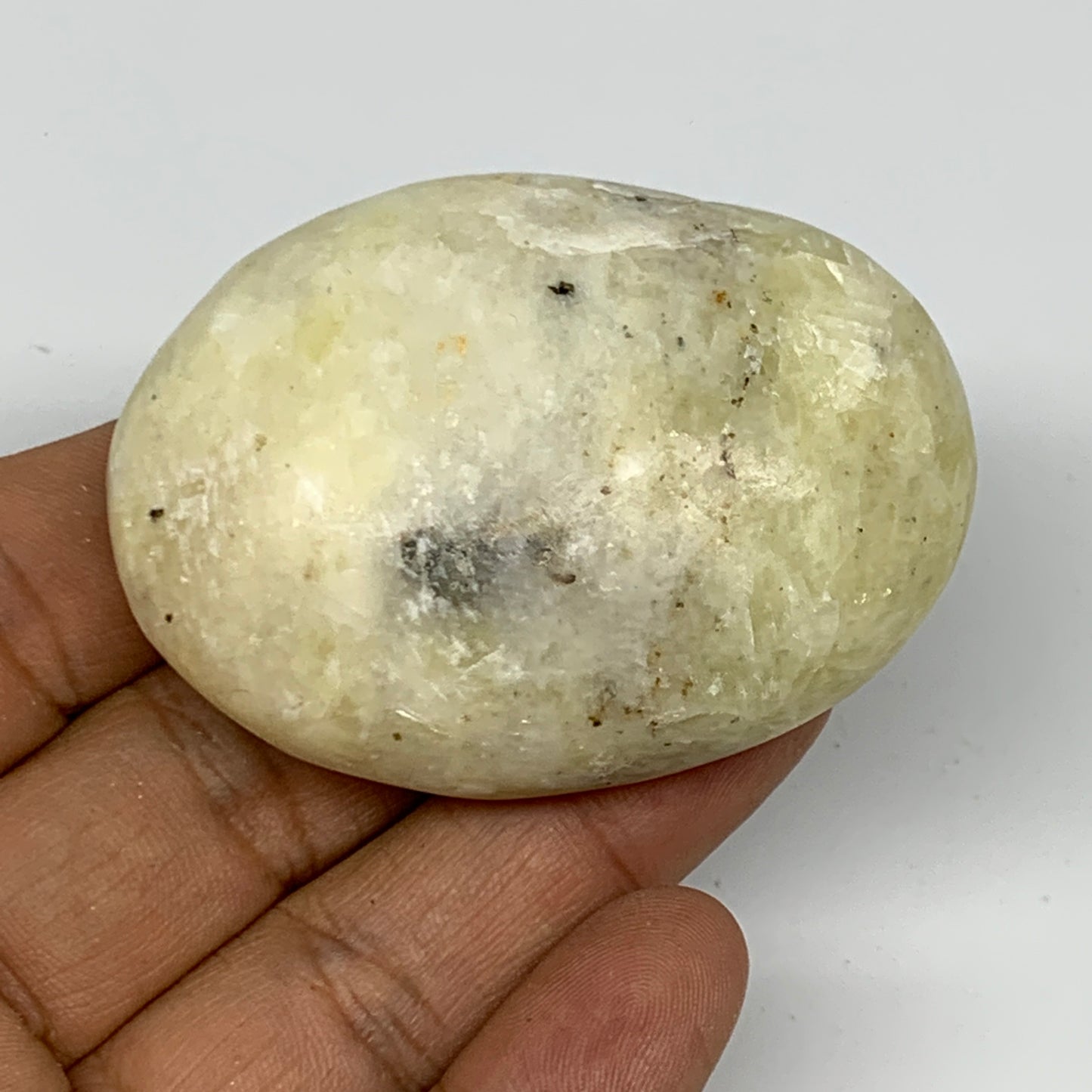 88.7g, 2.3"x1.7"x0.9", Natural Yellow Calcite Palm-Stone Crystal Polished Reiki,