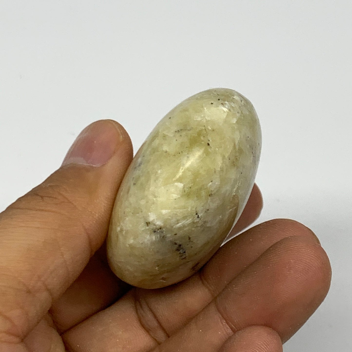 96.1g, 2.3"x1.7"x1", Natural Yellow Calcite Palm-Stone Crystal Polished Reiki, B