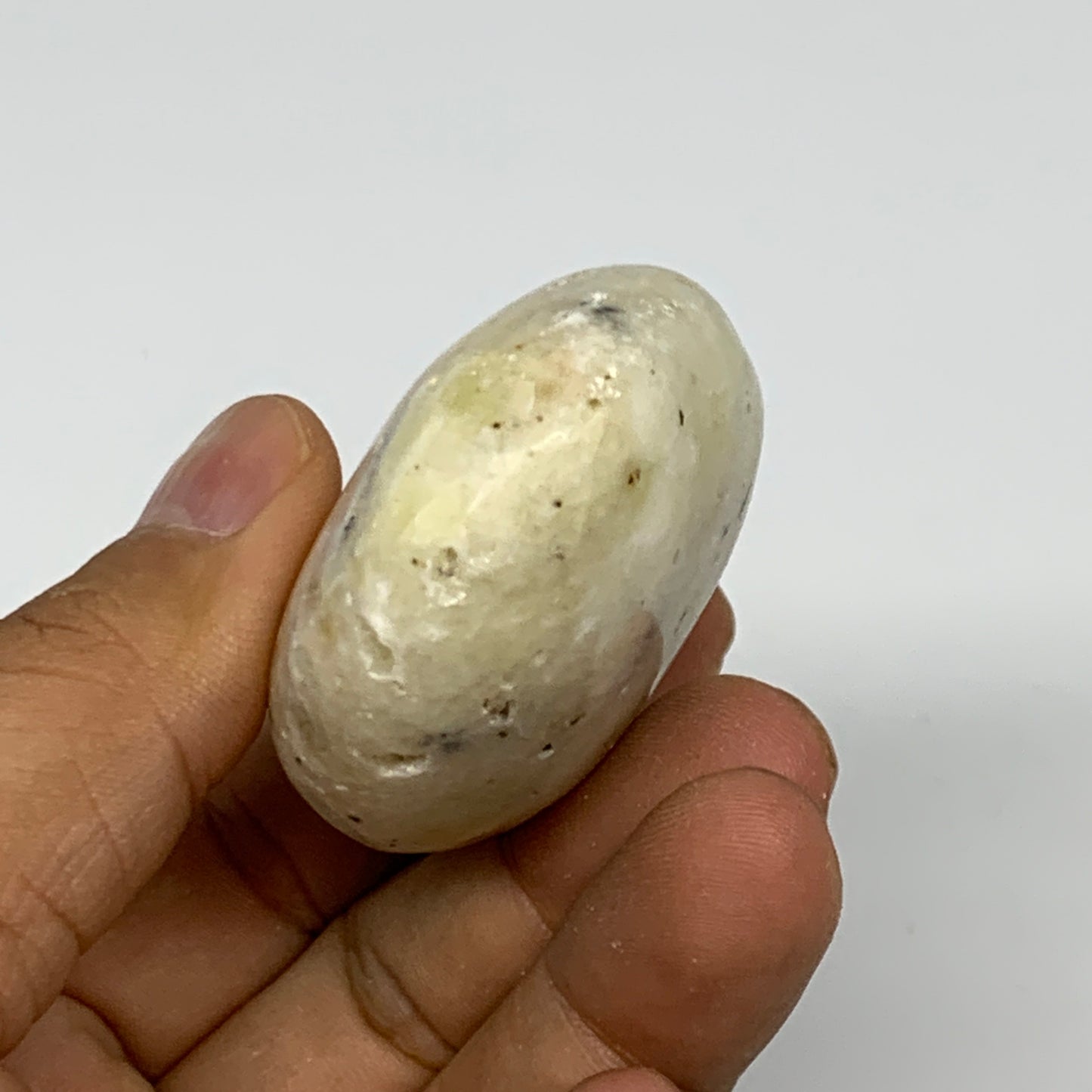 96g, 2.3"x1.7"x1", Natural Yellow Calcite Palm-Stone Crystal Polished Reiki, B16