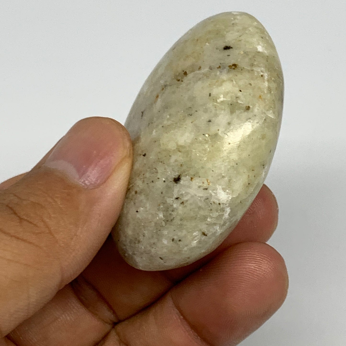 61.9g, 1.9"x1.5"x0.9", Natural Yellow Calcite Palm-Stone Crystal Polished Reiki,