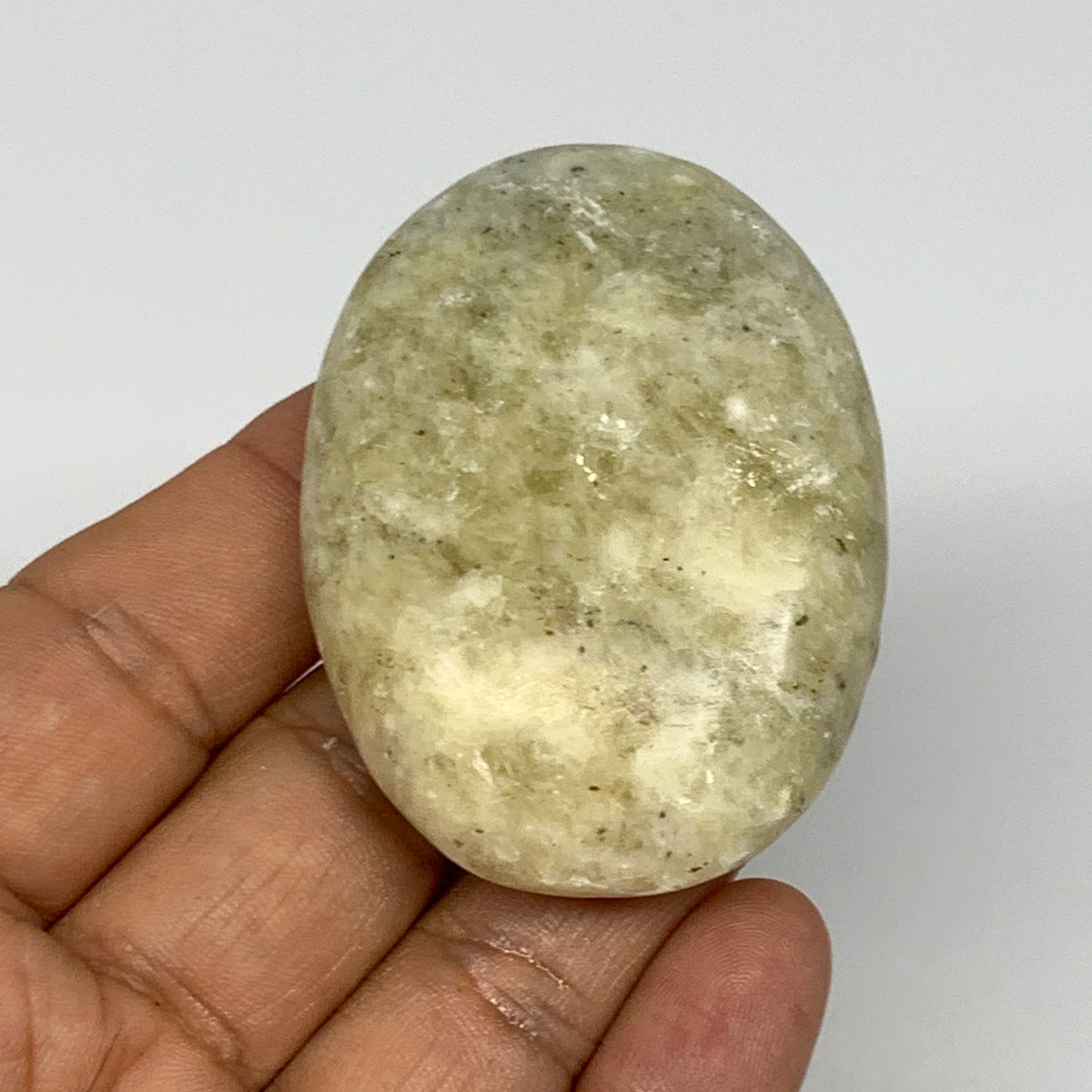 70.8g, 2.2"x1.7"x0.8", Natural Yellow Calcite Palm-Stone Crystal Polished Reiki,