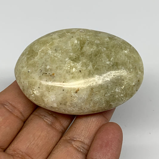 94.1g, 2.5"x1.7"x0.9", Natural Yellow Calcite Palm-Stone Crystal Polished Reiki,