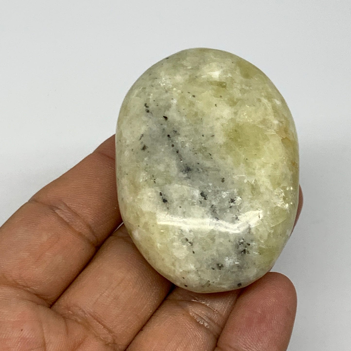 92.8g, 2.3"x1.6"x0.9", Natural Yellow Calcite Palm-Stone Crystal Polished Reiki,