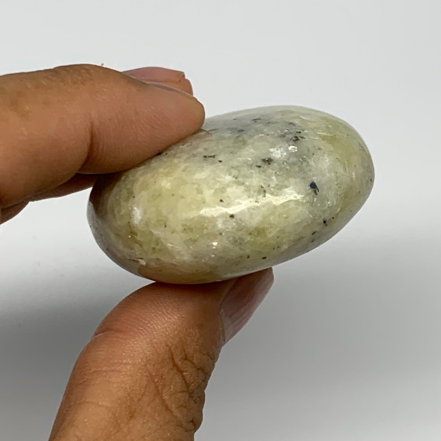92.8g, 2.3"x1.6"x0.9", Natural Yellow Calcite Palm-Stone Crystal Polished Reiki,