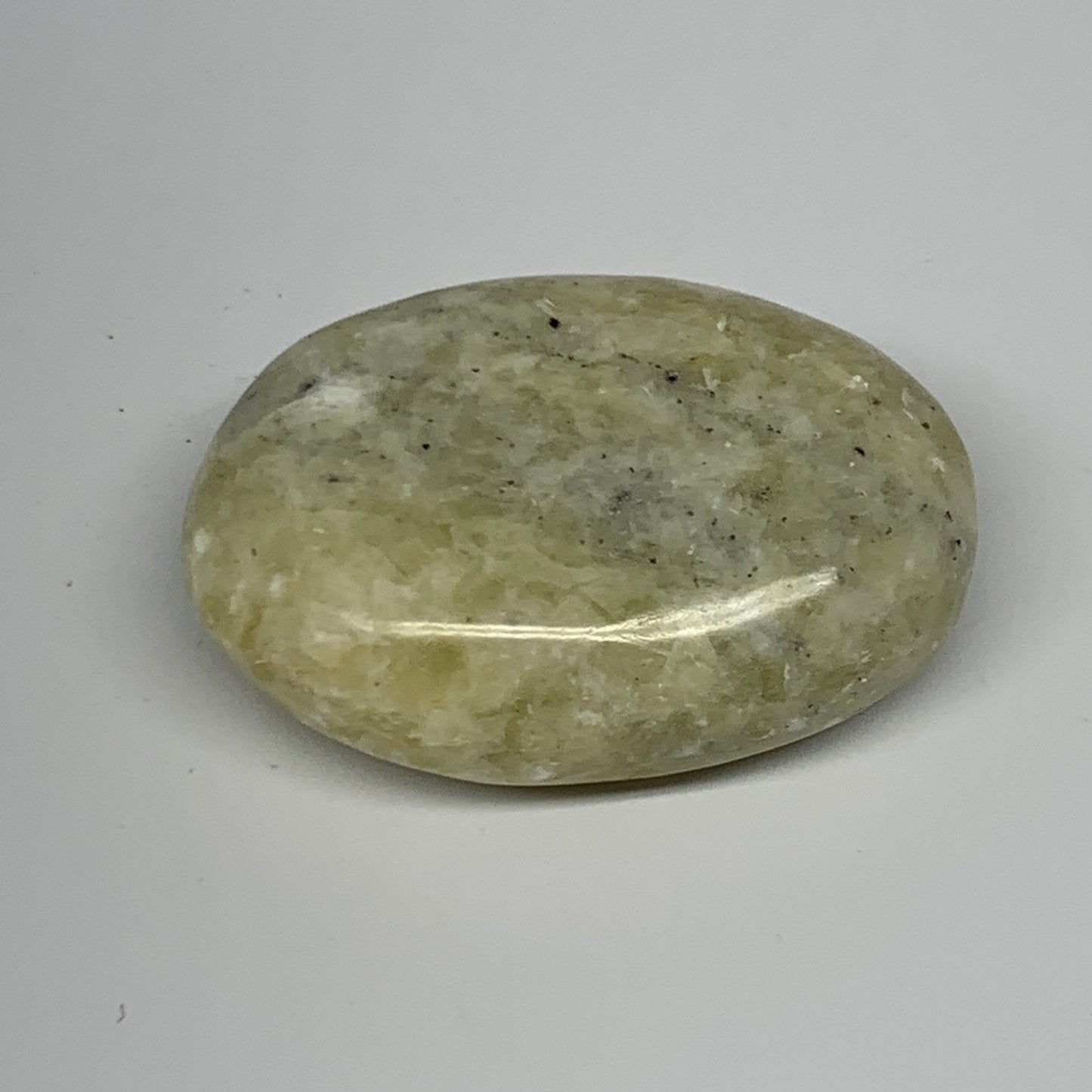 92.8g, 2.3"x1.6"x0.9", Natural Yellow Calcite Palm-Stone Crystal Polished Reiki,