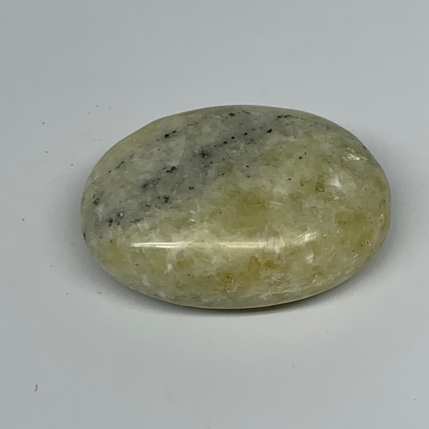 92.8g, 2.3"x1.6"x0.9", Natural Yellow Calcite Palm-Stone Crystal Polished Reiki,