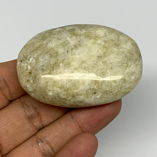 81.4g, 2.2"x1.6"x0.9", Natural Yellow Calcite Palm-Stone Crystal Polished Reiki,