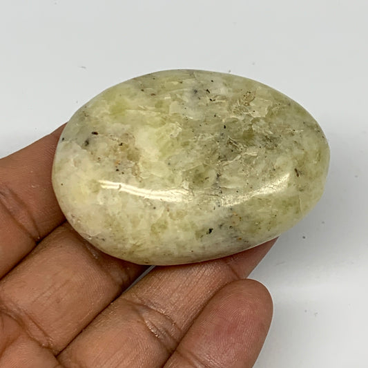 74g, 2.2"x1.6"x0.8", Natural Yellow Calcite Palm-Stone Crystal Polished Reiki, B