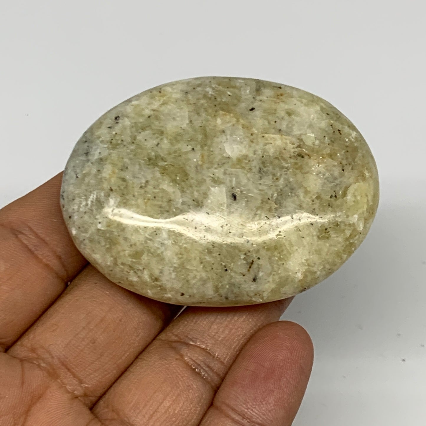 76g, 2.4"x1.8"x0.7", Natural Yellow Calcite Palm-Stone Crystal Polished Reiki, B