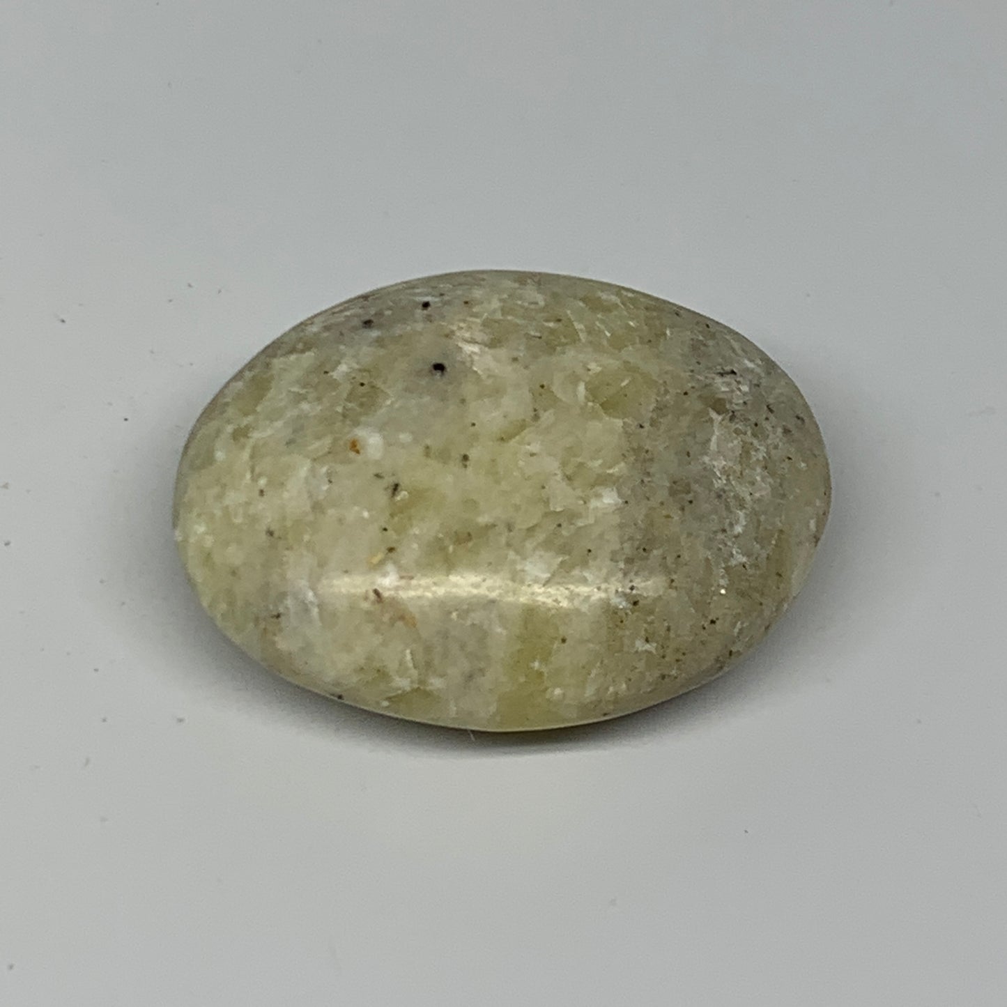 77.8g, 2.1"x1.7"x0.9", Natural Yellow Calcite Palm-Stone Crystal Polished Reiki,